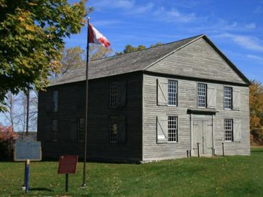 알면 알수록 주택의 완성도를 높여줄 지붕 종류 20가지 (1/2)