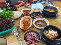 <strong>집</strong> 나간 입맛도 돌아오는 마성의 한 쌈, 서울 쌈밥 맛집 5곳