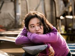 "피비린내 그만"…'발레리나' <strong>전종서</strong>의 다른 얼굴이 궁금해지는 이유