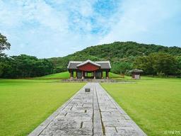 서울 여행, 유유자적 걷기 좋은 세계문화유산 왕릉 4