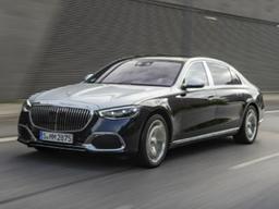 김수현♥김지원 ‘세기의 만남’..퀸즈그룹 사장의 럭셔리한 차는