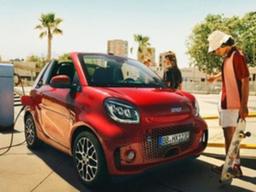 메르세데스의 <strong>소형차</strong> 브랜드 '스마트' 생산 종료, 26년간의 여정 마무리