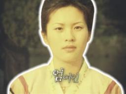 "뭐 저렇게 예쁘냐" 엄여인, 충격적인 미모 19년만에 '실물 사진' 공개