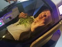 "버튼만 누르면 고통 없이 사망"···'안락사 캡슐' 사용 앞둔 '이 나라' 어디?