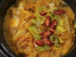 배불러도 밥 한 그릇 뚝딱...고깃집 된장찌개 <strong>조리법</strong>