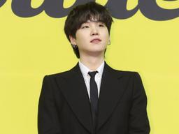 BTS 슈가, <strong>경찰</strong> <strong>출석</strong> 임박→병무청 민원…음주운전 후폭풍도 '월클급'