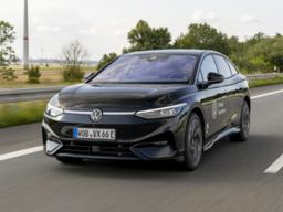 [시승기]"팔방미인 <strong>플래그십</strong> 세단" 블랙팬서 닮은 폭스바겐 ID.7