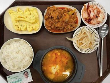 “집밥의 향기가”…‘급식대가’ 음식 맛본 은행원 600명 후기 보니