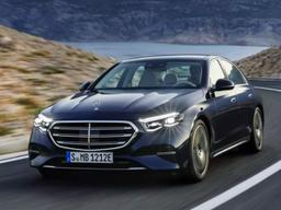 벤츠코리아, 신형 <strong>E</strong>클래스 하이브리드 ‘<strong>E</strong>350<strong>e</strong> 4매틱’ 출시… “가장 진보한 PHEV 세단”