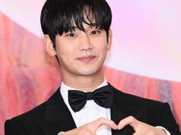 '별그대'·'눈여' 김수현, 외국팬들 악플이 거세다…"감옥가라"·"구역질나"