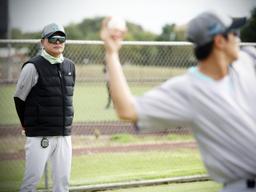 ‘예능 감독’ 하겠다고 KT 코치직 집어던진 종범神보다 더 비난 받아야 할 대상은 따로 있다… KBO리그, 야구팬 모두 무시한 ‘최강야구’