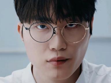 “아재폰 오명은 옛말?” 삼성전자 10·20대 잡기 나서… ‘케데헌’부터 ‘페이커·윙’까지 마케팅 눈길