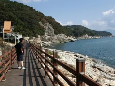 섬 해안따라 달리는 낭만…고흥에서 즐기는 60km ‘친환경 라이딩’