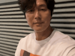 “혼외자 <strong>논란</strong> 딛고 3년 만의 광고 복귀”…정우성, 빗썸 새 얼굴