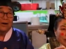 전원주 “<strong>송해</strong>와 키스... OOO까지 내밀며 잡아 뜯더라” 깜짝 고백