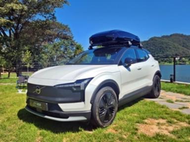 볼보 EX30CC, 애매한 포지셔닝… 고출력이지만 결국 ‘소형차’