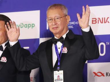 '76세' 전유성, 위독한 상태?…기흉으로 입원 "호흡 어렵지만 회복 중"