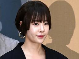 “심려 끼쳐 죄송” 42억 횡령 혐의 황정음, 1심 징역 2년·집행유예 4년 선고