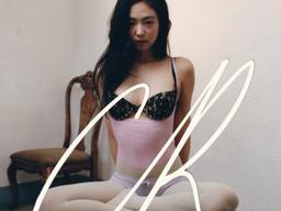 스타킹 위에 팬티…제니 파격 속옷 노출 화보, 대체 무슨 <strong>콘셉트</strong>