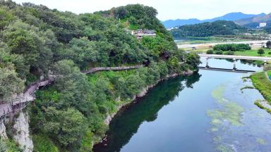 "버려졌던 절벽에 이런 길이 생겼어요"… 330m 수변길 품은 5.2km 잔도길