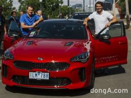 벤츠 받은 나달 “기아보단 못하지만 괜찮네”…의리지킨 나달과 車업계 테니스 마케팅