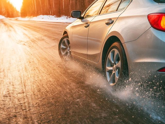 "아차!하는 순간 사고 난다"... 운전자들이 간과하는 겨울철 보이지 않는 '이것'