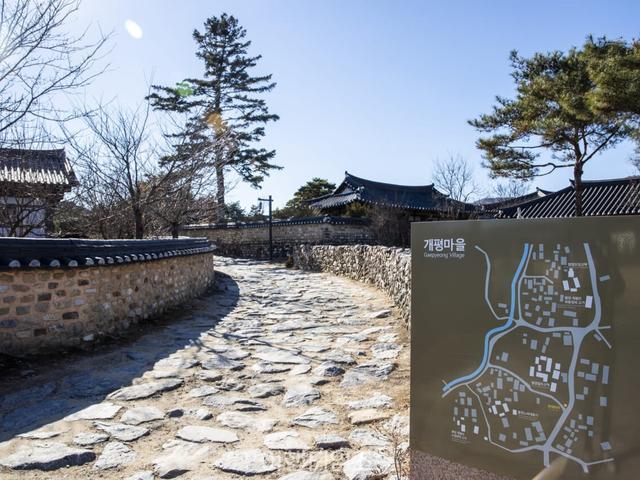 "이 한옥마을은 대체로 잘 모르더라구요" 진짜 양반들이 살던 모습 그대로 조용한 개평 한옥마을