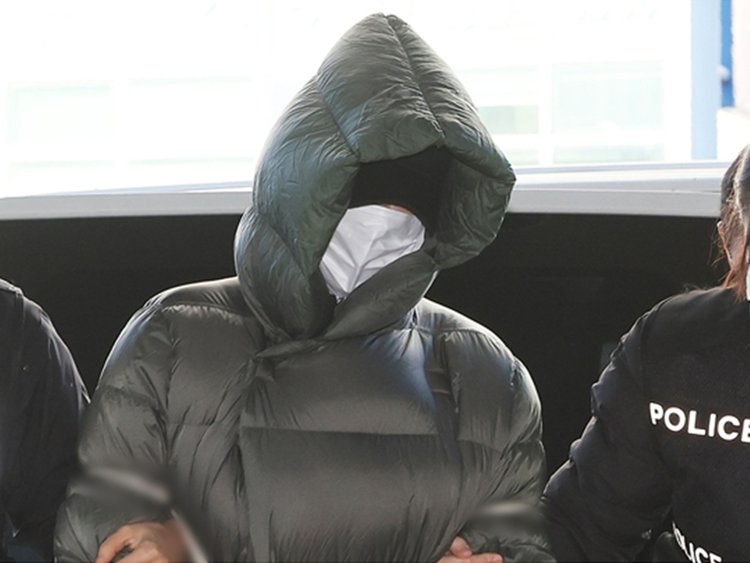 ‘출산 후 귀국’ 황하나 구속<br>당시 입은 400만원 패딩 화제