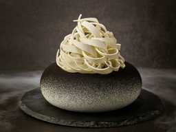 50만원짜리 케이크 나왔다…성탄절 앞두고 호텔들 초고가 경쟁